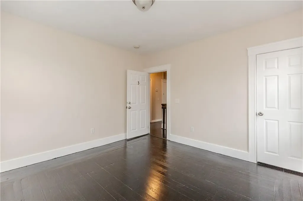 172 Oakland Avenue Providence RI 02908