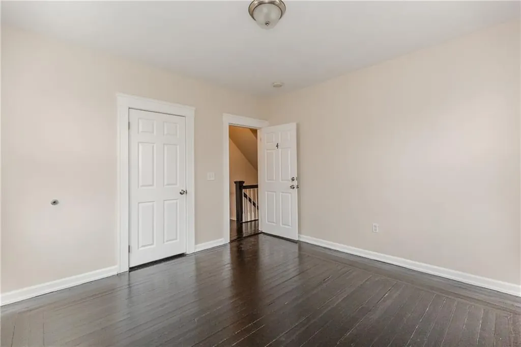 172 Oakland Avenue Providence RI 02908