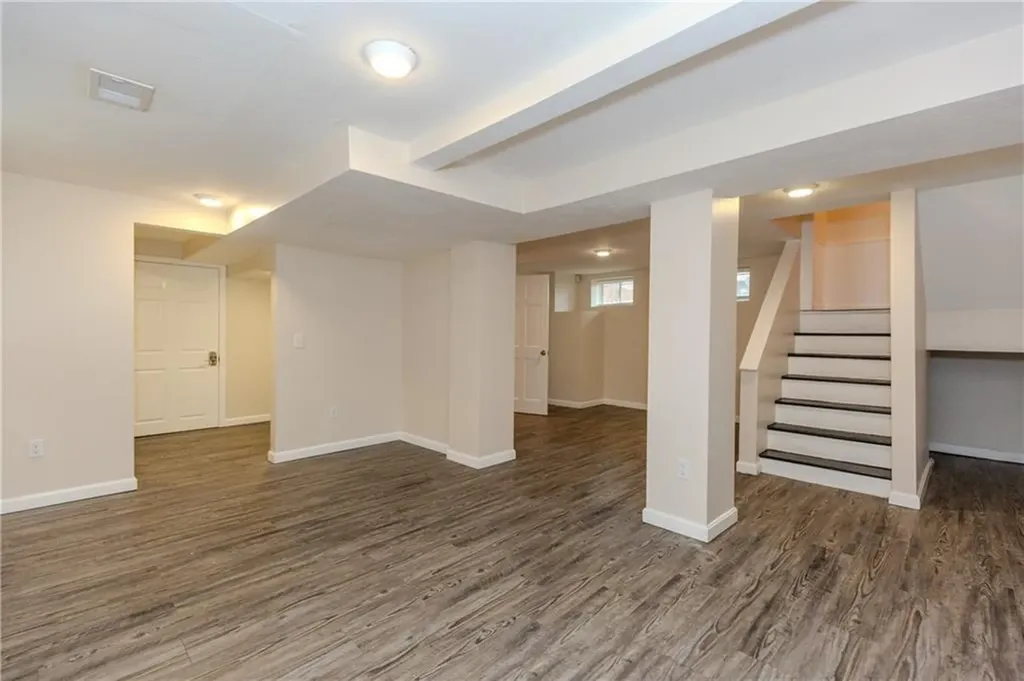 172 Oakland Avenue Providence RI 02908