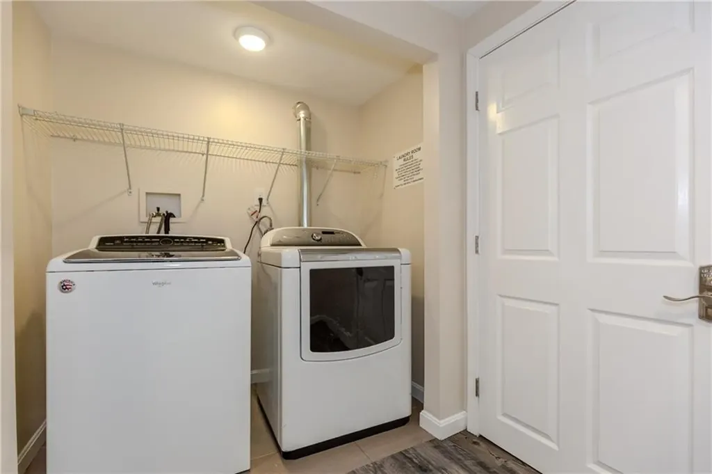 172 Oakland Avenue Providence RI 02908