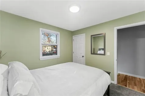 21 Urban Avenue Warwick RI 02888