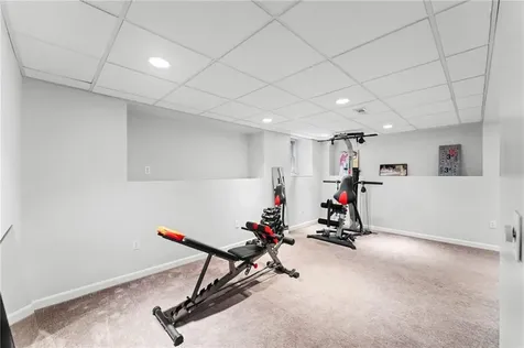 21 Urban Avenue Warwick RI 02888