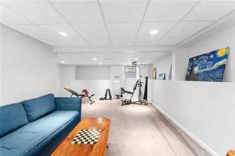 21 Urban Avenue Warwick RI 02888