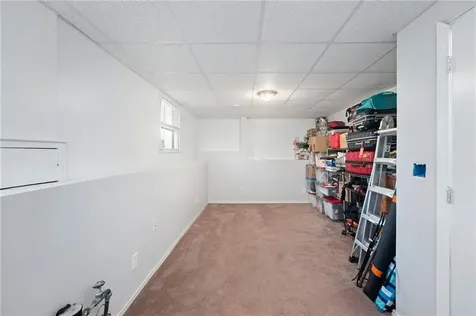 21 Urban Avenue Warwick RI 02888