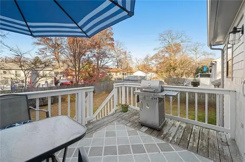 21 Urban Avenue Warwick RI 02888