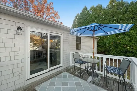 21 Urban Avenue Warwick RI 02888