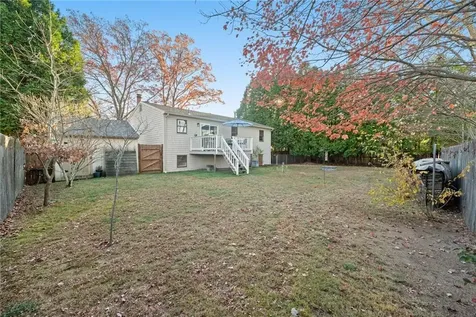 21 Urban Avenue Warwick RI 02888