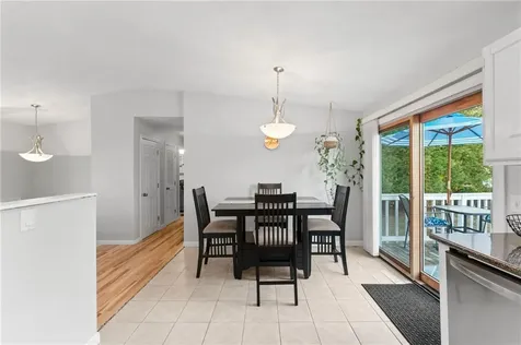 21 Urban Avenue Warwick RI 02888