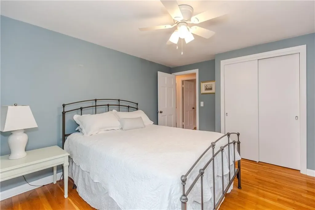 104 Howland Avenue East Providence RI 02914