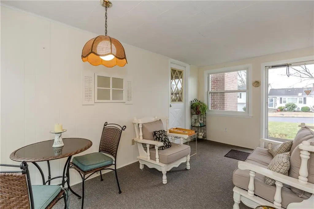 104 Howland Avenue East Providence RI 02914