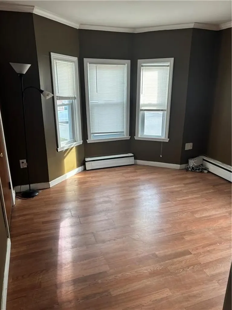 58 N Phillips Street East Providence RI 02914