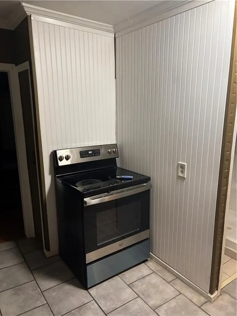 58 N Phillips Street East Providence RI 02914