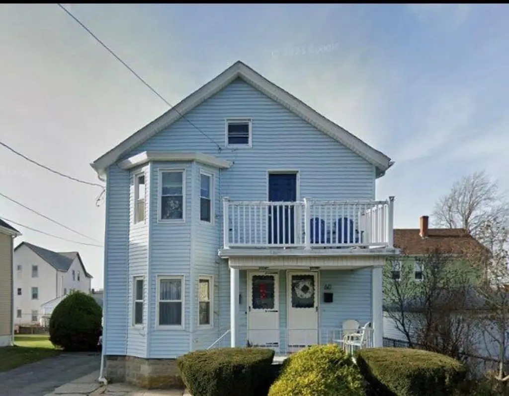 58 N Phillips Street East Providence RI 02914