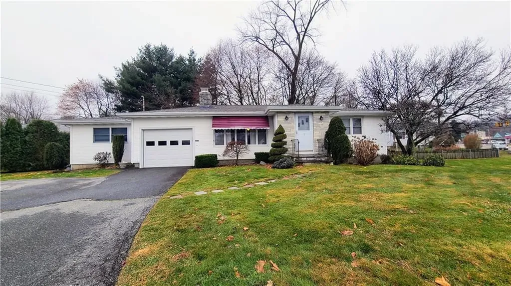 5 Lake Garden Drive Cranston RI 02920