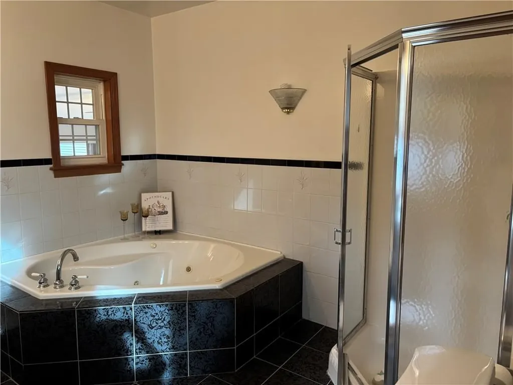 5 Lake Garden Drive Cranston RI 02920