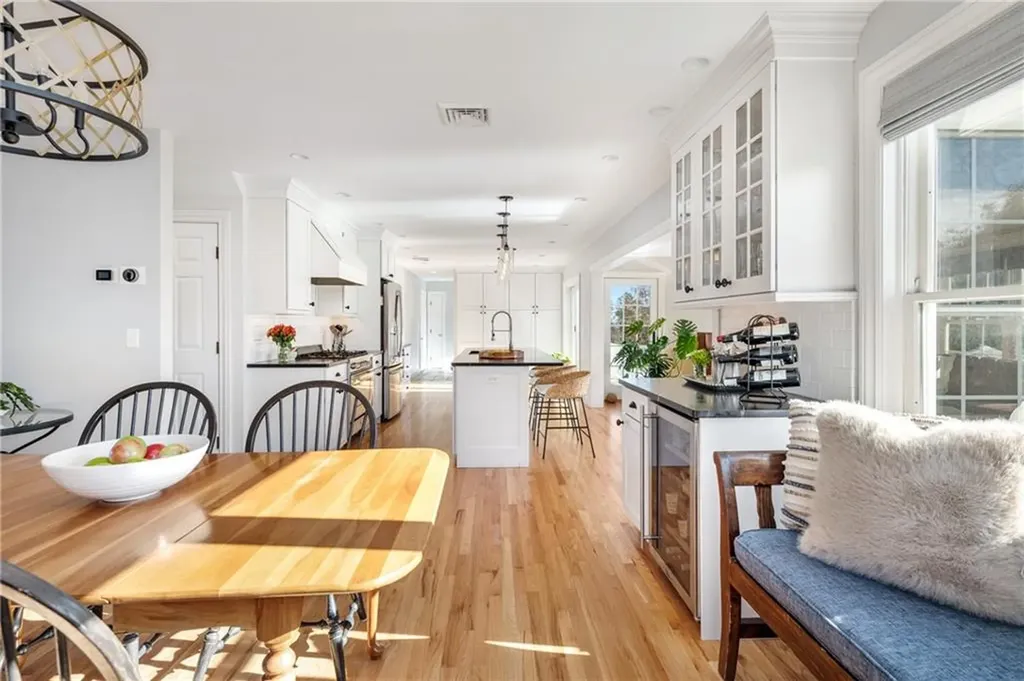 65 Raymond Drive Portsmouth RI 02871
