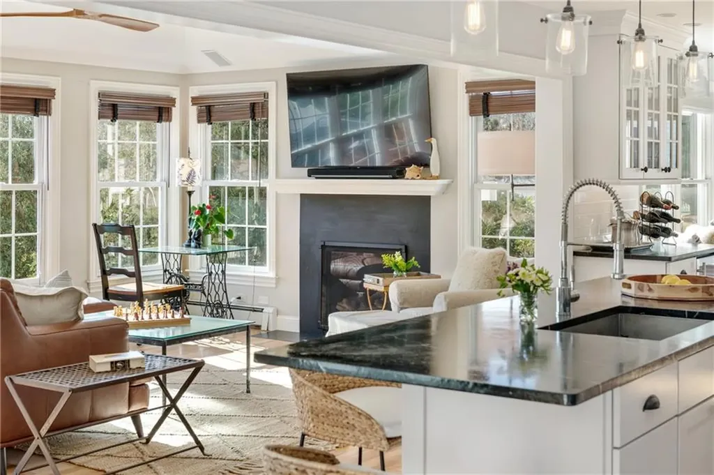 65 Raymond Drive Portsmouth RI 02871