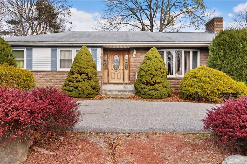 9 Florence Street North Providence RI 02904