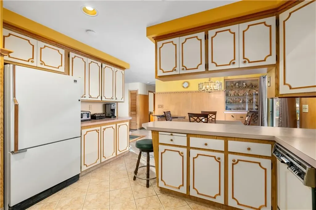 9 Florence Street North Providence RI 02904