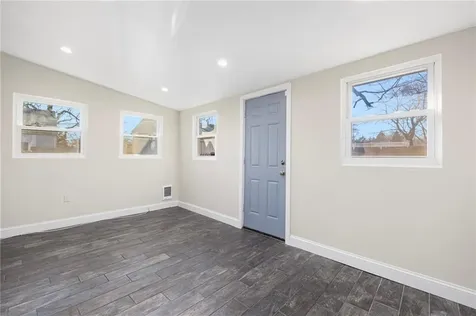 169 Bartlett Drive Warwick RI 02886