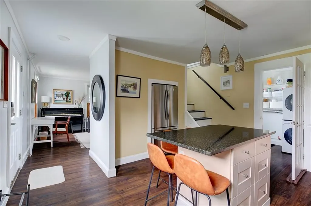 27 Burnside Avenue Newport RI 02840