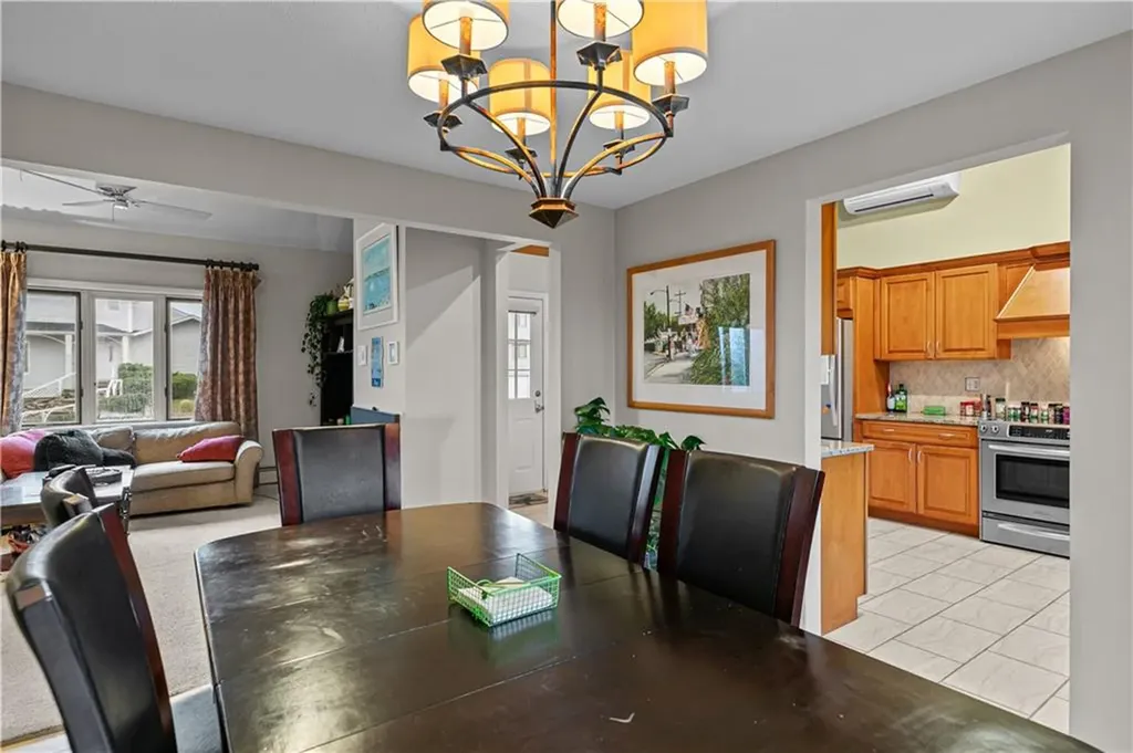 8 Village Lane Narragansett RI 02882