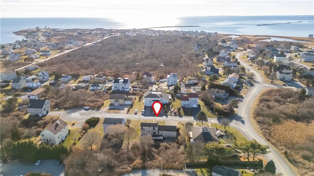 8 Village Lane Narragansett RI 02882