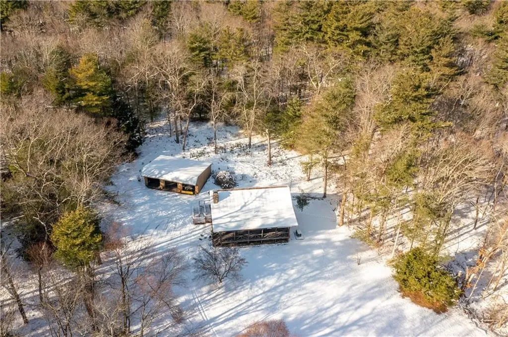 9 Burgess Road Foster RI 02825
