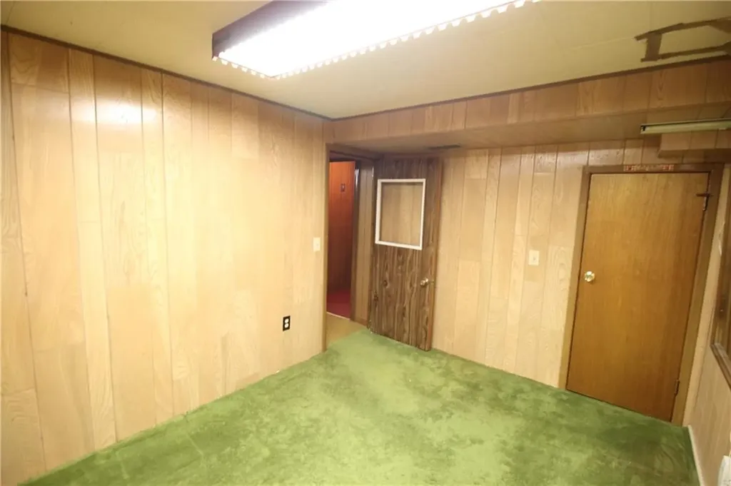 126 Almy Street Warwick RI 02886