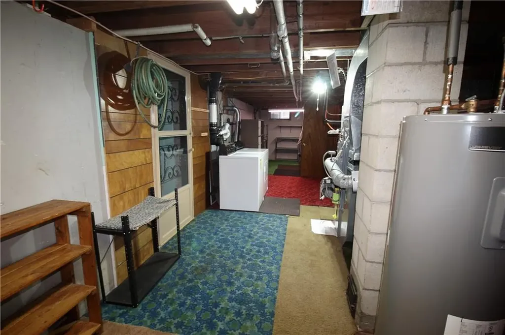 126 Almy Street Warwick RI 02886