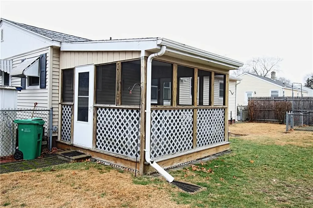 126 Almy Street Warwick RI 02886