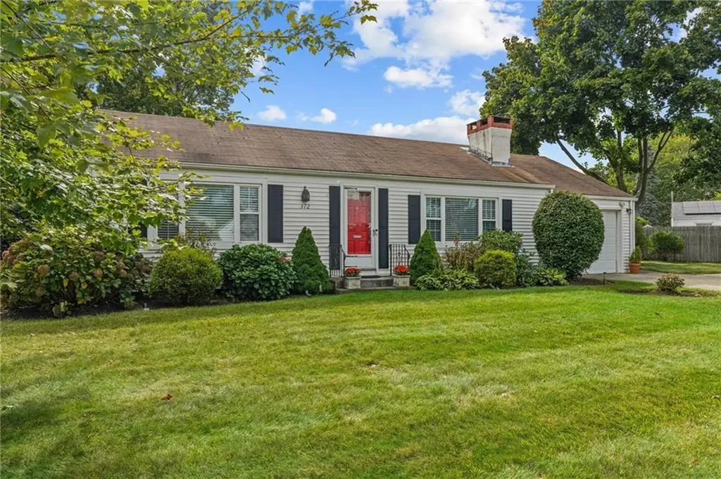 372 Manor Drive Warwick RI 02888