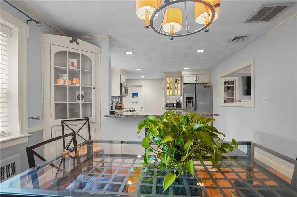 372 Manor Drive Warwick RI 02888