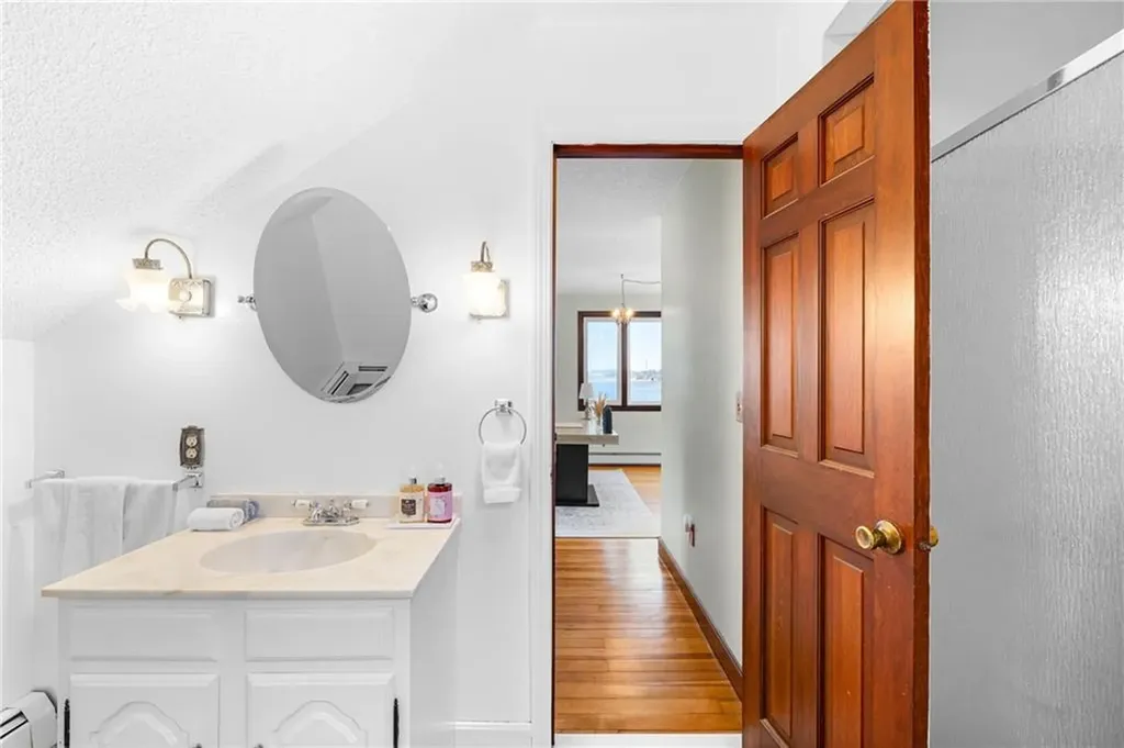 2 Palmer Street Barrington RI 02806