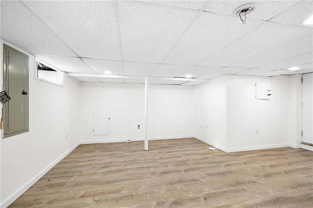 2 Palmer Street Barrington RI 02806