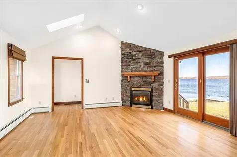 2 Palmer Street Barrington RI 02806