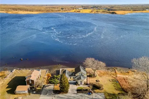 2 Palmer Street Barrington RI 02806