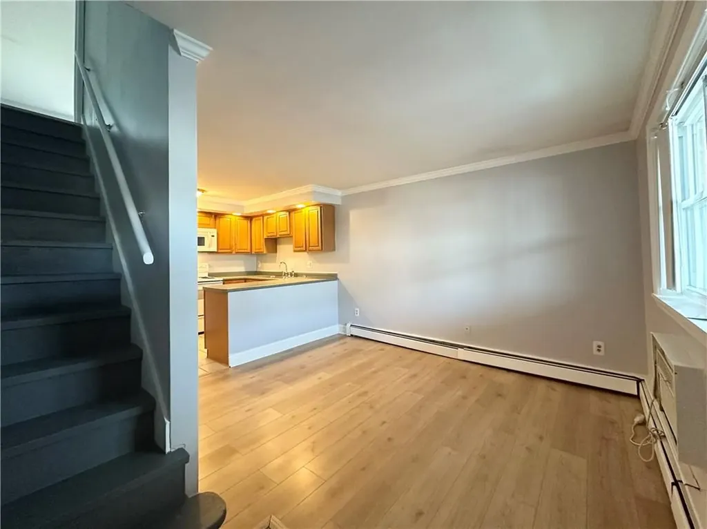 20 Hurdis Street North Providence RI 02904