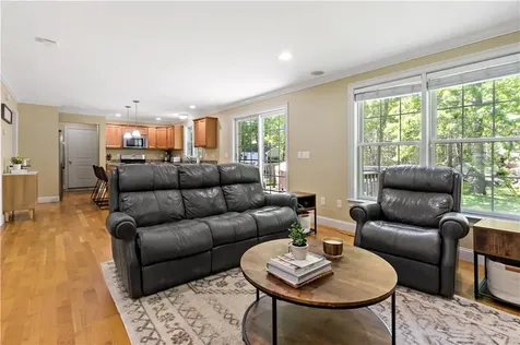 23 Teaberry Drive Lane Tiverton RI 02878