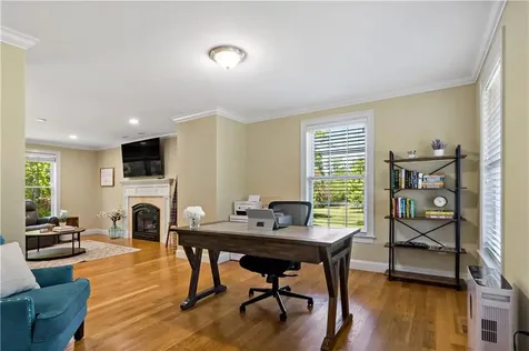 23 Teaberry Drive Lane Tiverton RI 02878