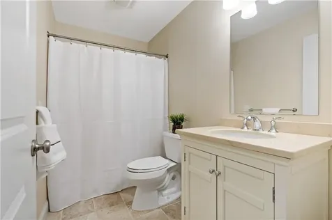 23 Teaberry Drive Lane Tiverton RI 02878