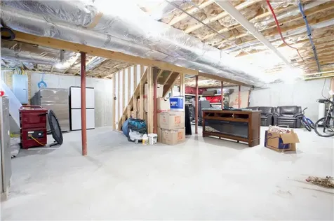 23 Teaberry Drive Lane Tiverton RI 02878