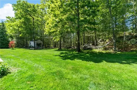 23 Teaberry Drive Lane Tiverton RI 02878