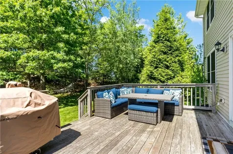 23 Teaberry Drive Lane Tiverton RI 02878