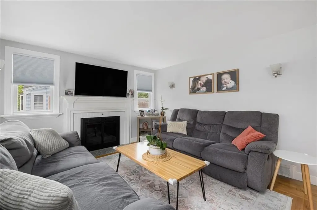 35 Missouri Drive Warwick RI 02886