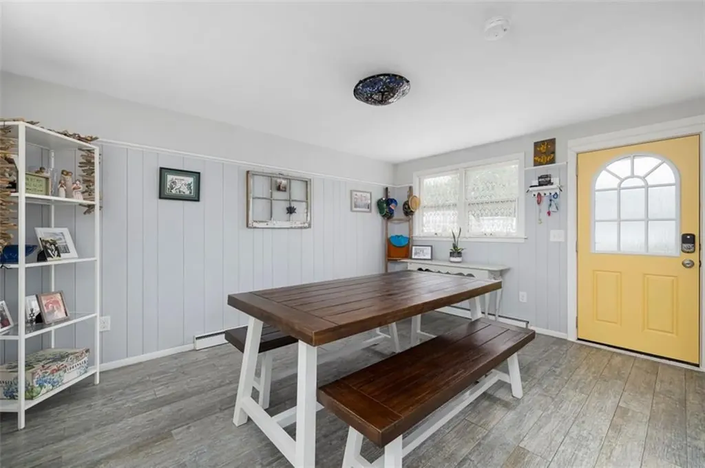 35 Missouri Drive Warwick RI 02886