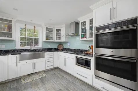 35 Missouri Drive Warwick RI 02886