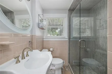 35 Missouri Drive Warwick RI 02886