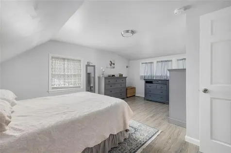 35 Missouri Drive Warwick RI 02886