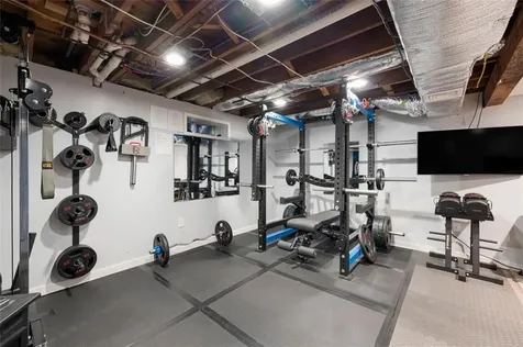 35 Missouri Drive Warwick RI 02886